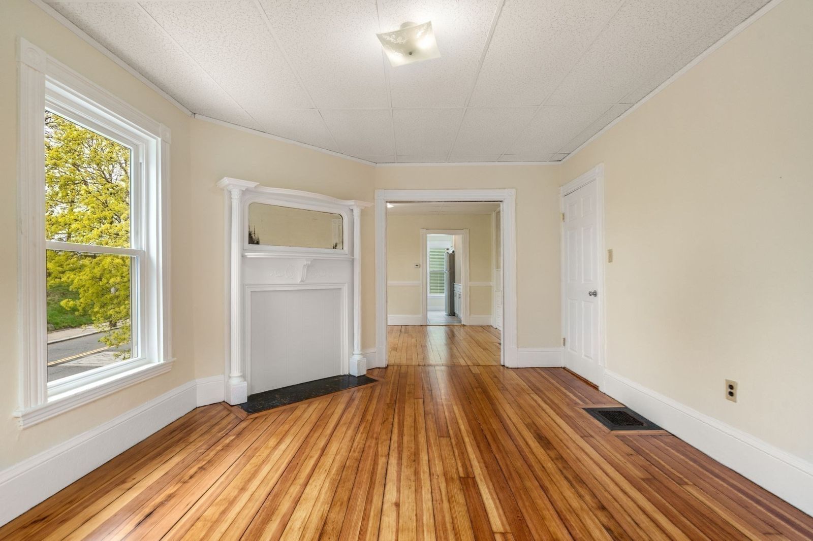 Bedroom with hardwood
